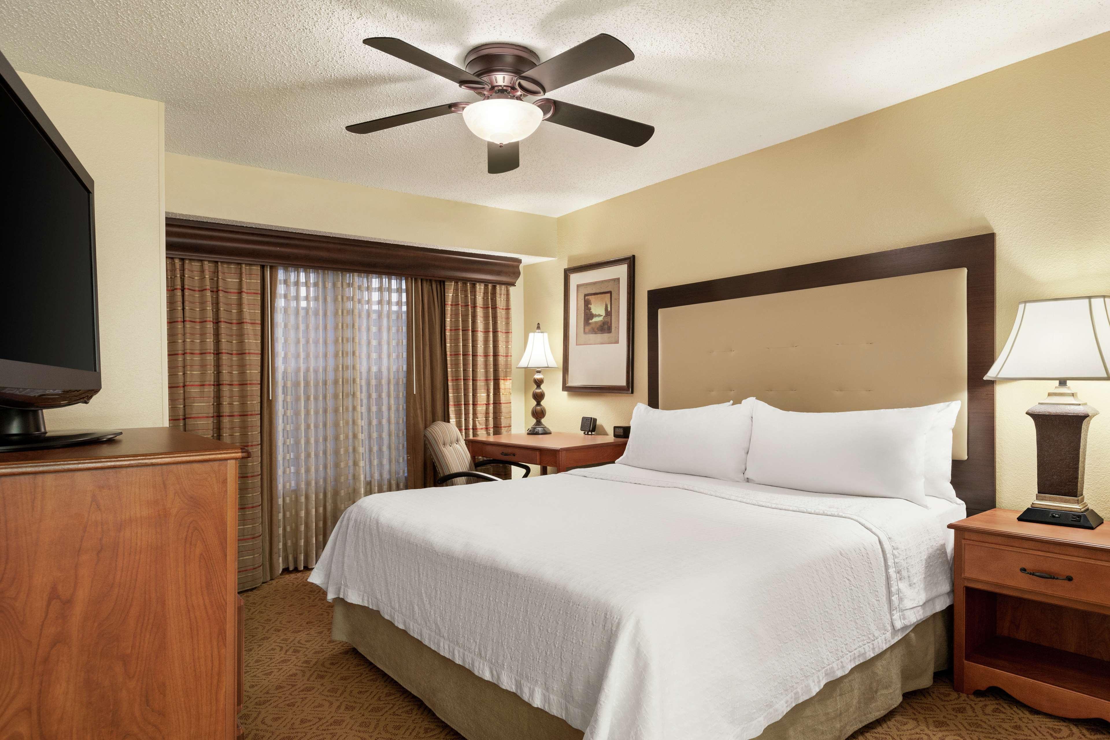 Homewood Suites By Hilton Dallas-Park Central Area Экстерьер фото