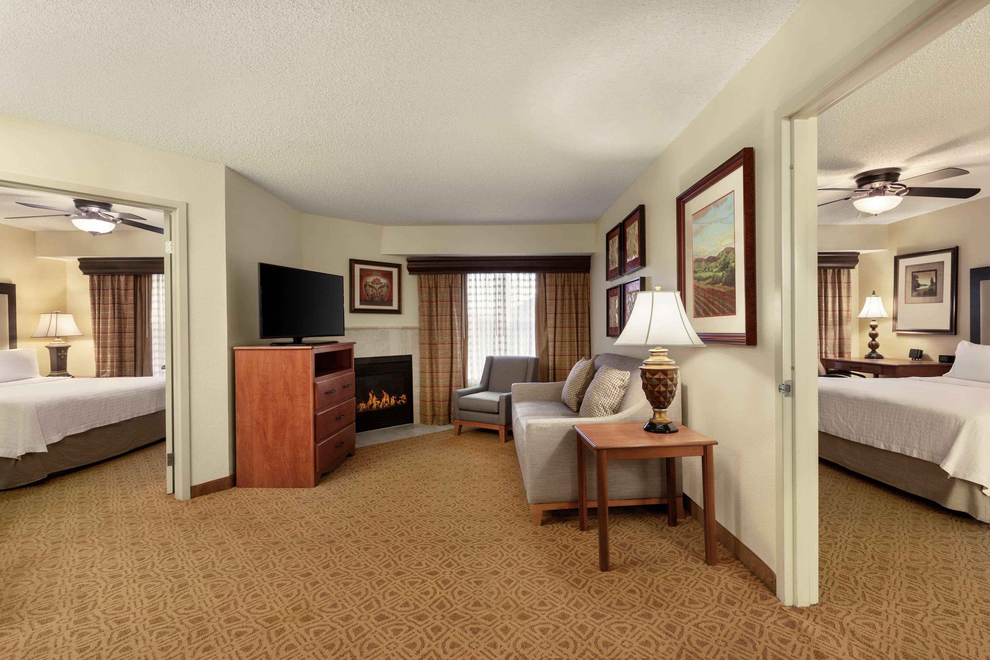 Homewood Suites By Hilton Dallas-Park Central Area Экстерьер фото