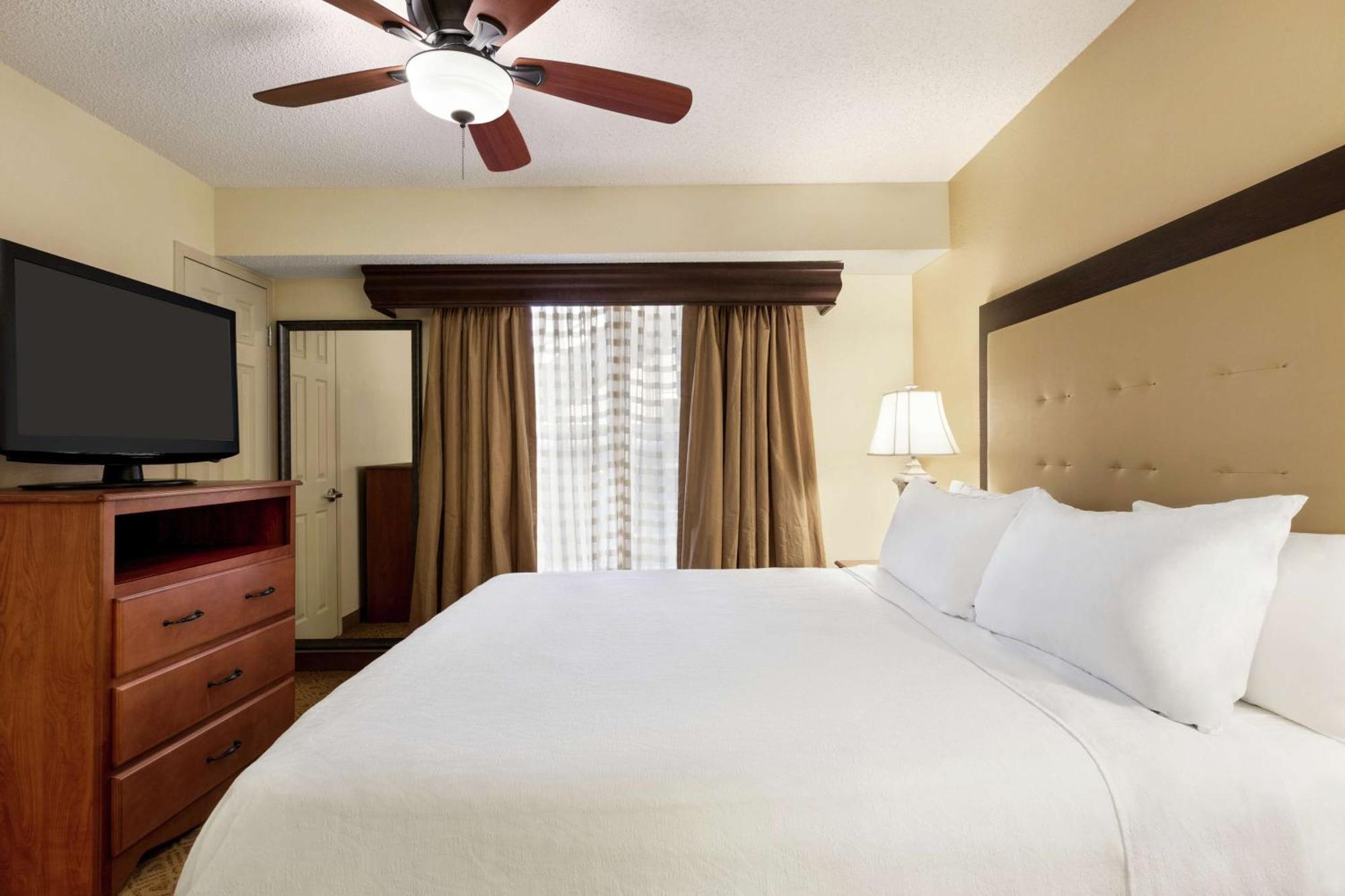 Homewood Suites By Hilton Dallas-Park Central Area Экстерьер фото