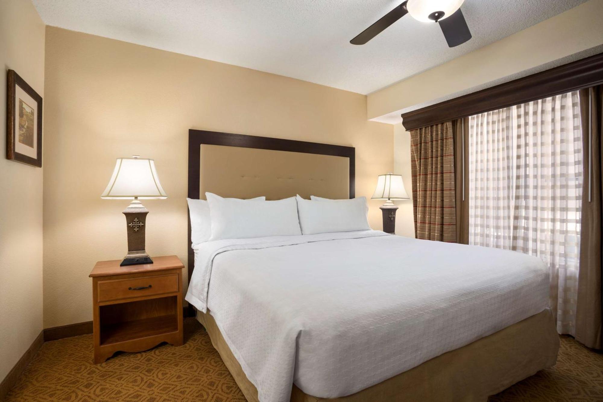 Homewood Suites By Hilton Dallas-Park Central Area Экстерьер фото